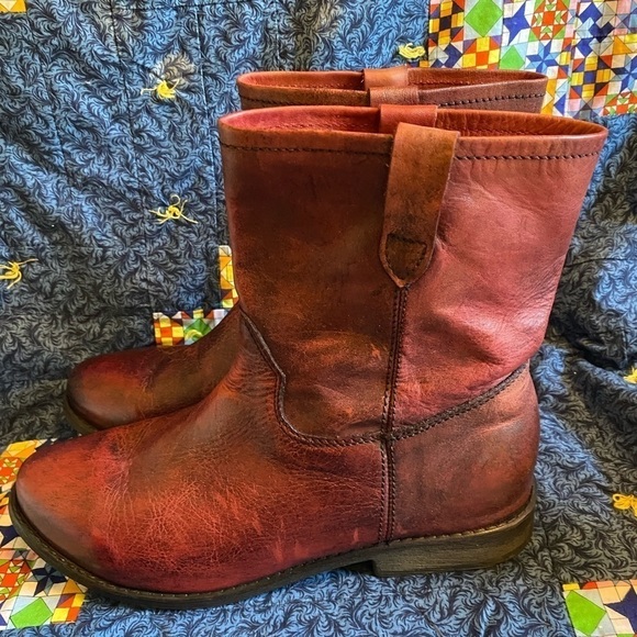 70 post Paris Joelle leather ankle boot in red size 10 - Picture 3 of 6